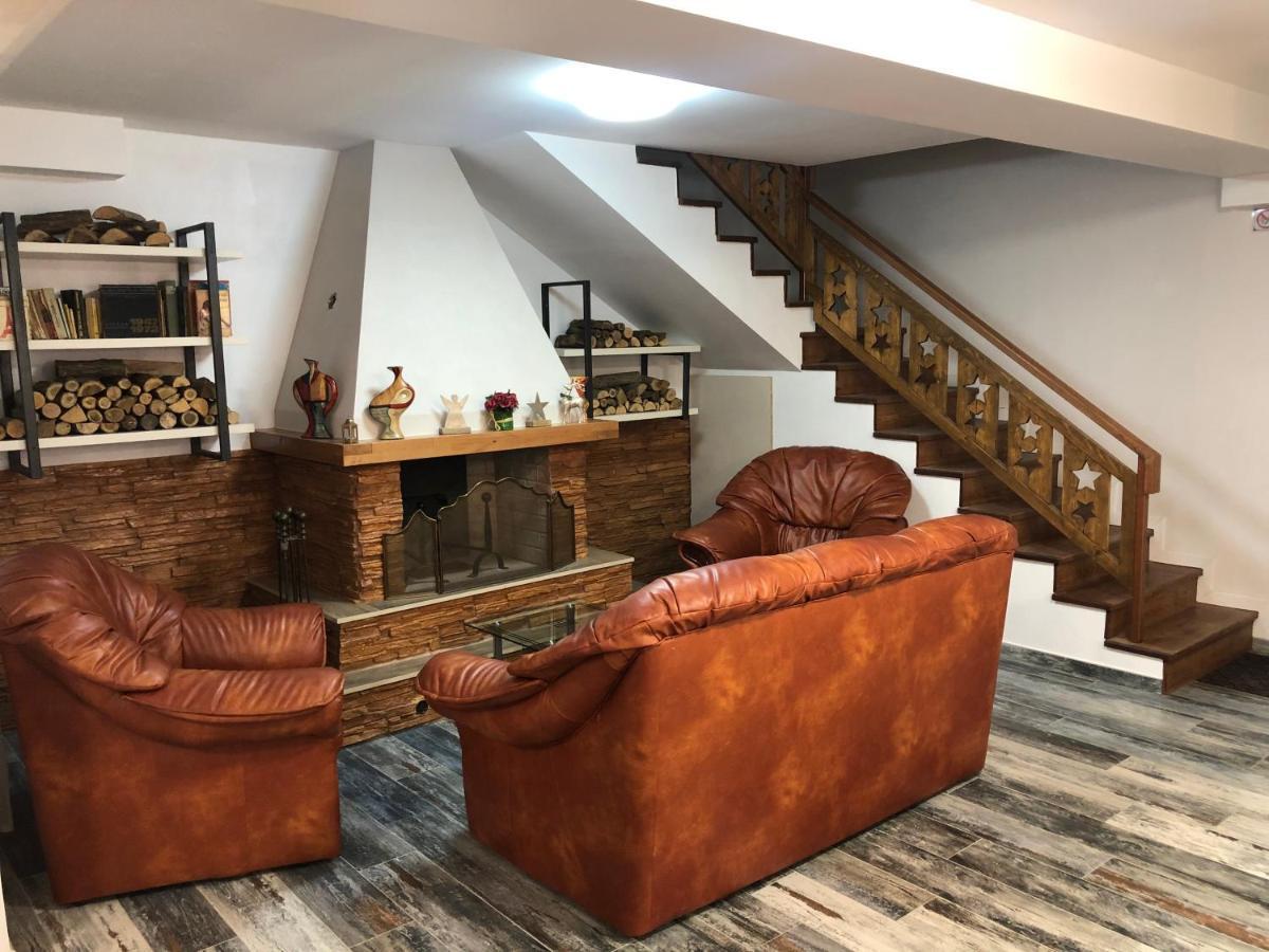 Vila Loft Cube Sinaia Exteriér fotografie